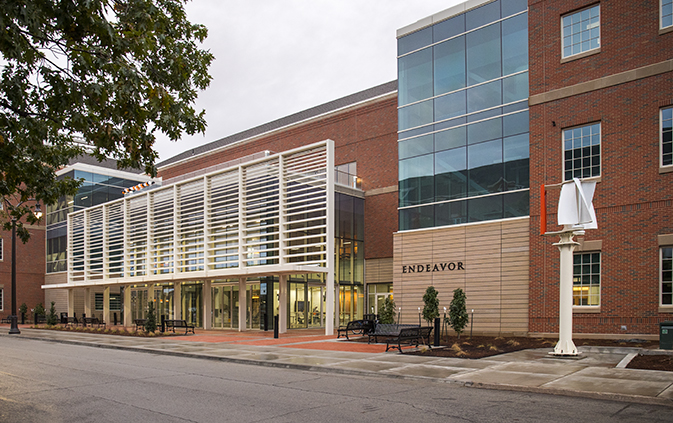181025_endeavor_lab_exterior_001_web1