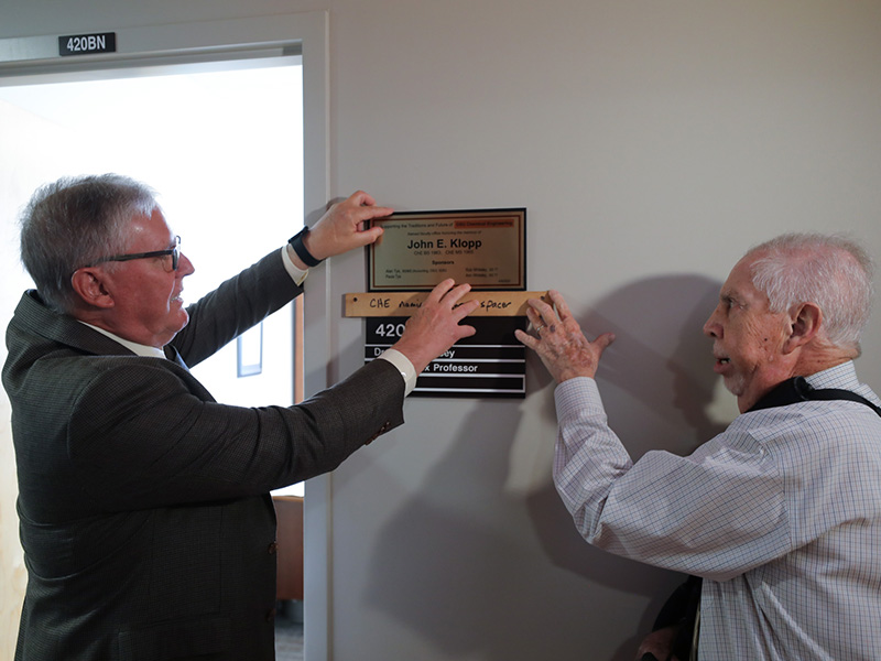 CHE names faculty office to honor John Klopp
