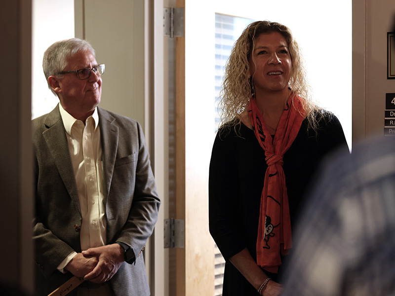 CHE names faculty office to honor John Klopp