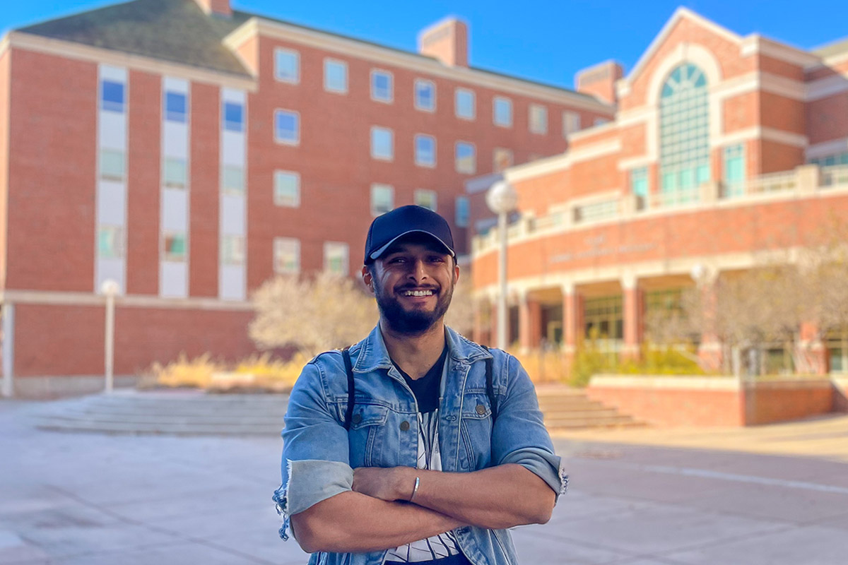 meesam-header.jpg Meesam Raza