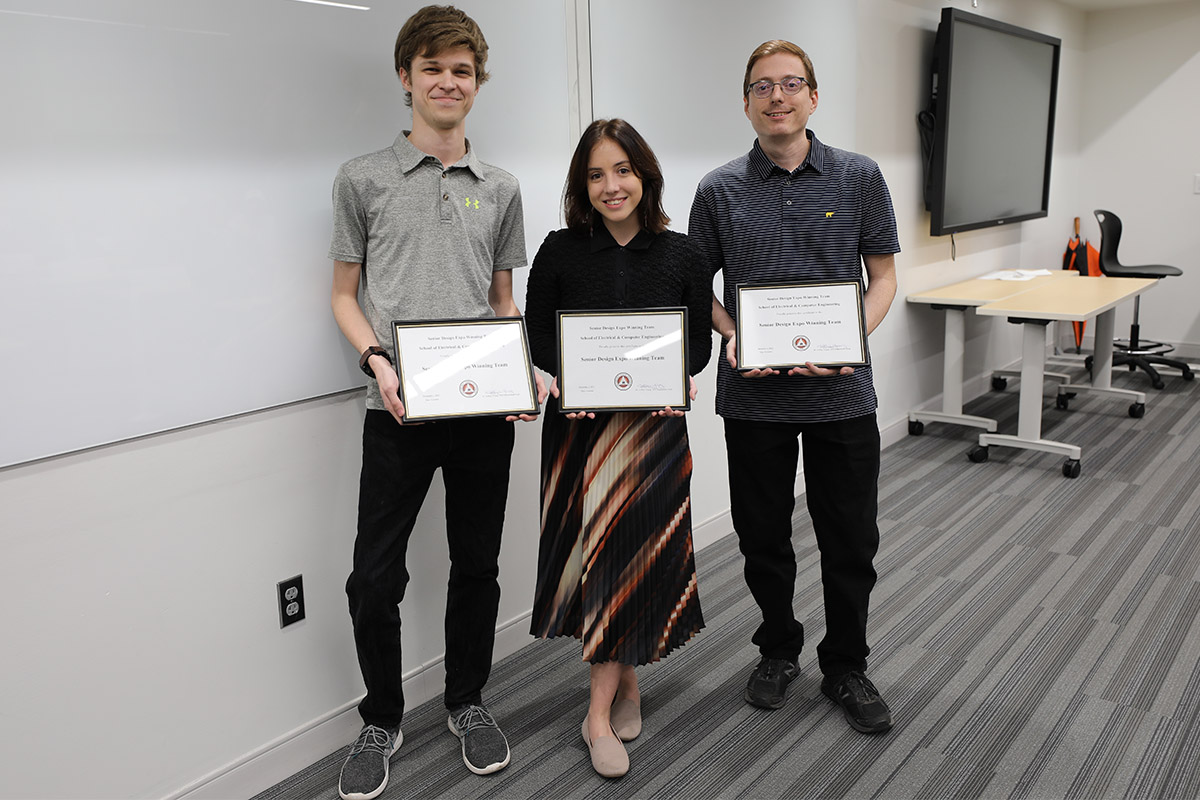 sr.design-team-winner.jpg ECE Design Competition Winners