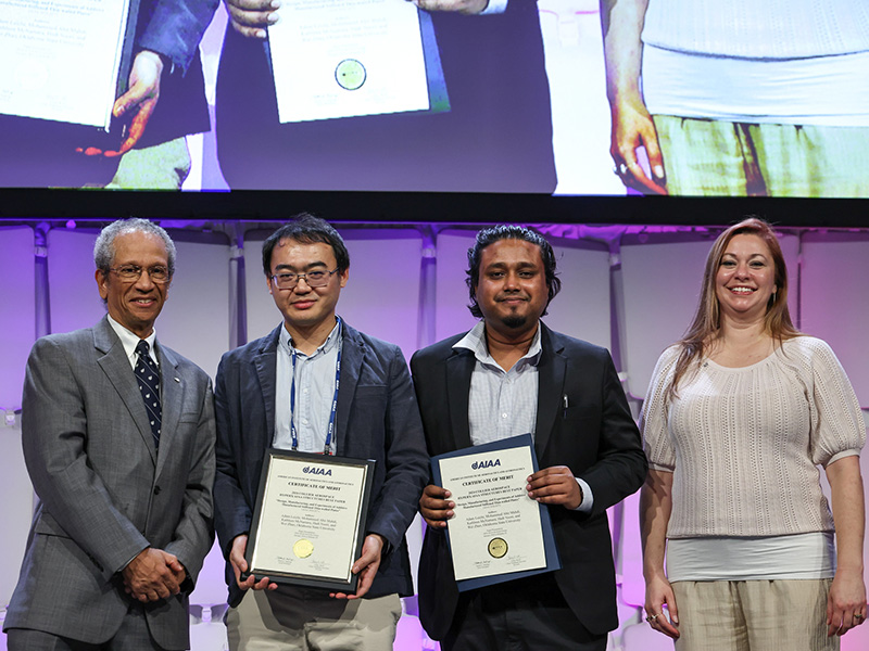 Dr. Zaho and Mahdi receive award at the AIAA SciTech Forum