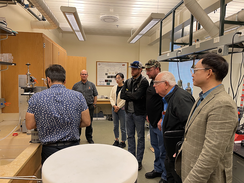 Industry partners on a lab tour 