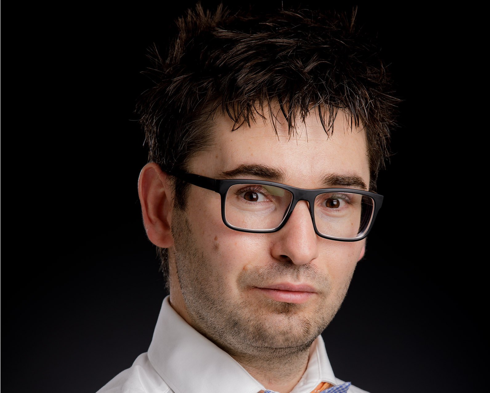 Dr. Ömer Özgür Çapraz