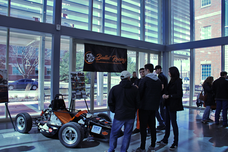 FSAE Students speaking with incoming freshmen and parents