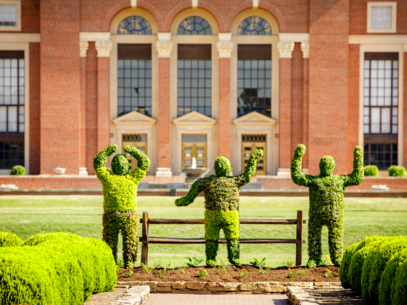 alumni-card.jpg OSU topiary in front of library